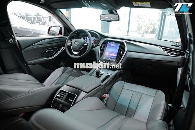 VinFast Lux A2.0 2022 lướt trang bị option nhiều