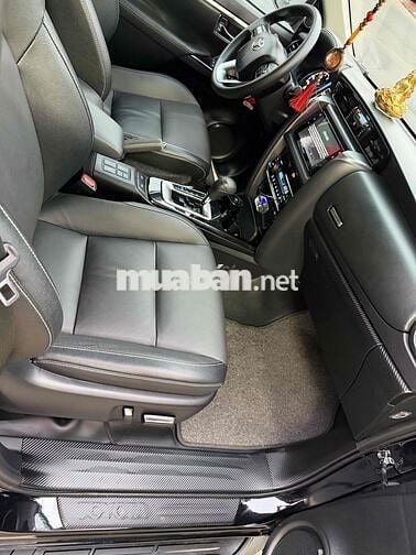 Toyota Fortuner 2025 2.4L 4x2 AT - 21000 km