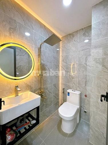 Bán nhanh nhà Nơ Trang Long 34.6m2, xây 1 trệt 2 lầu. Hẻm 4m, sổ sẵn