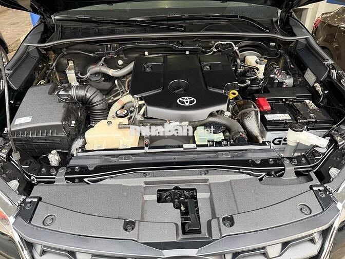 Toyota Fortuner 2025 2.4L 4x2 AT - 21000 km