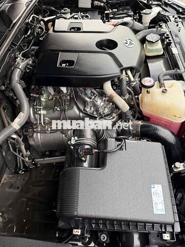 Toyota Fortuner 2025 2.4L 4x2 AT - 21000 km