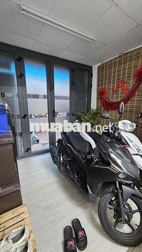 🔥 Bán nhà Quận 10 – mặt tiền chợ Nhật Tảo – 3 tầng – kinh doanh đỉnh –