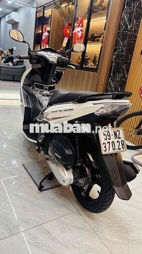 Honda AirBlade 125cc Trắng xám - BSTP