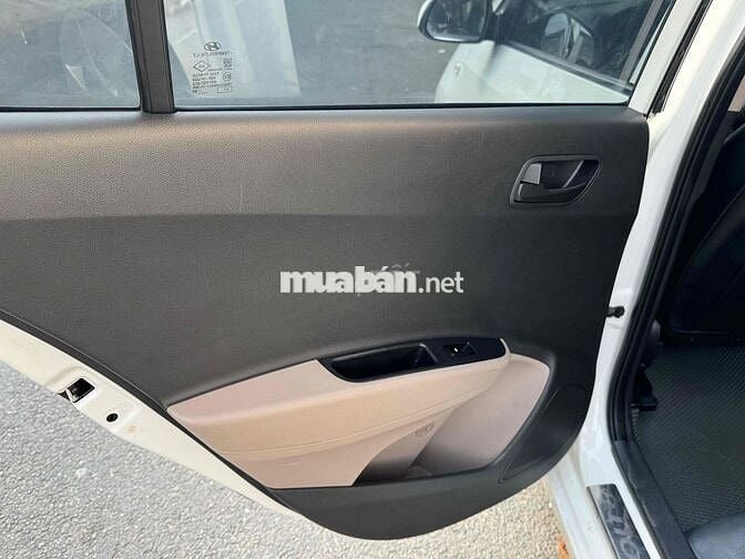 Hyundai Grand i10 2016 Trắng