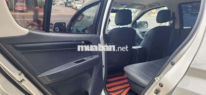 Isuzu Mu-X 2017 Số sàn Máy dầu Bạc