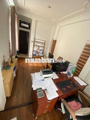 NHÀ MẶT TIỀN Q1 - 7PN, 8WC - CHO LÀM CHDV