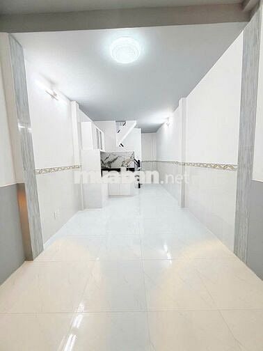 SIÊU HIẾM 613/ BA THÁNG HAI Q10, NHÀ 3 TẦNG, 3PN, GIÁ TỐT CHỈ 5.7 TỶ