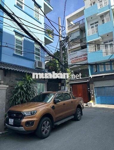 BÁN NHÀ ĐẸP LUNG LINH, 3 TẦNG ĐÚC THẬT. DIỆN TÍCH LỚN KHUÔN ĐẤT ĐẸP.