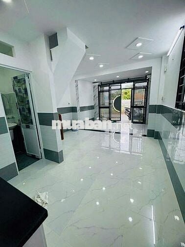 Nhà ngay Chợ Đông Quang đường Bùi Văn Ngữ Q12 Hẻm thông ô tô qua lại