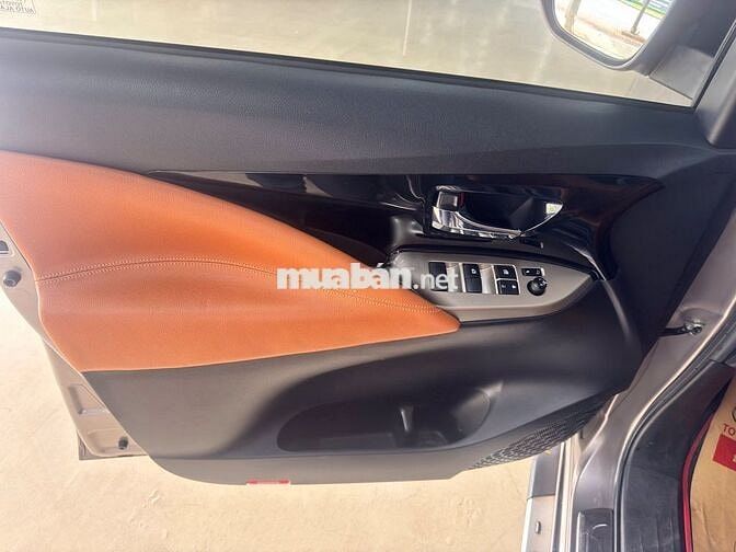 Innova 2018 2.0G 7 túi khí - Hỗ trợ vay bank