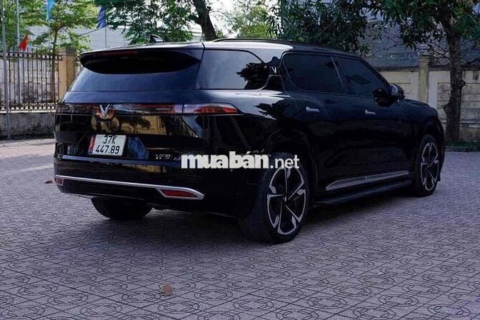 VinFast VF9 2024 Plus- mua pin- tran kinh