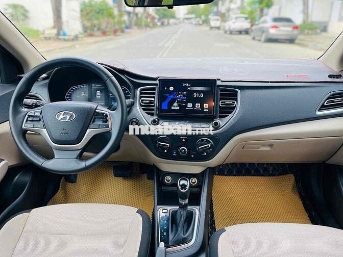 Hyundai Accent 2021 1.4 AT - 63000 km