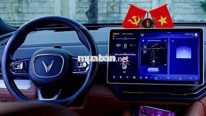 VinFast VF9 2024 Plus- mua pin- tran kinh