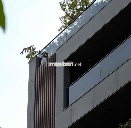 Bán nhà C4 261m2 + 20m2 sử dụng thêm Ngay KDL Thanh Đa chính chủ 40nam