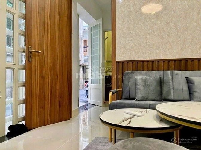 KẸT TIỀN! Bán nhà Trần Hưng Đạo, phường 1, Quận 5, 40m2 (4x10m), SR