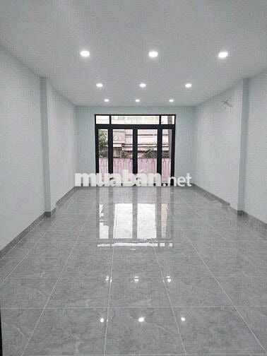 Cho thuê Nguyên căn 5 tầng, ,5x18m , đường Nguyễn Kim , Quận 10