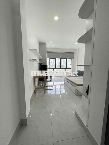 SIÊU PHẨM TONE TRẮNG CAO CẤP VIEW KÍNH FULL NỘI THẤT Ở LÝ CHIÊU HOÀNG