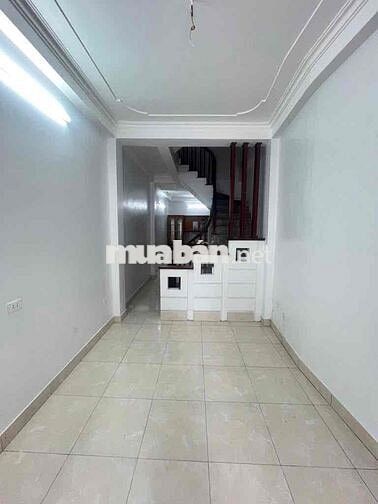 Dưới 6 tỷ có nhà đẹp 7 chỗ đỗ cửa Thọ Am-mặt ngõ oto thông-45m*3T;MT4m