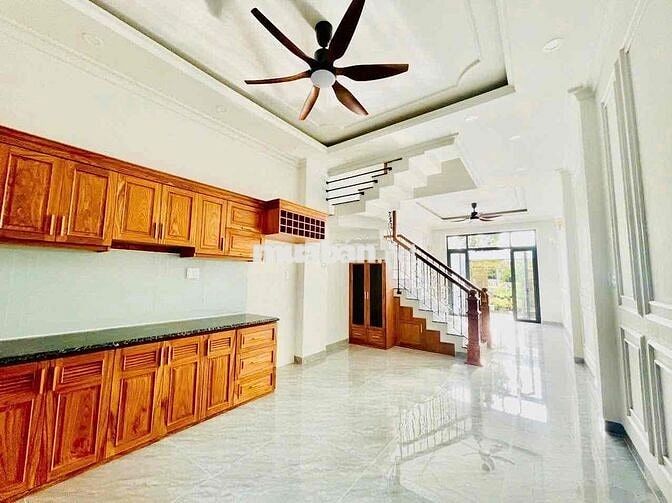 ❌❌ SIÊU PHẨM TRƯỜNG THỌ - 77m2 (4 x 19.3) - 4 TẦNG - HẺM XE TẢI CHẠY V