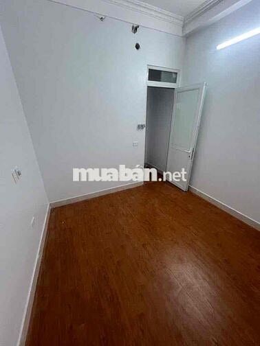 Dưới 6 tỷ có nhà đẹp 7 chỗ đỗ cửa Thọ Am-mặt ngõ oto thông-45m*3T;MT4m