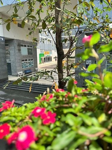 Nhà 1 trệt, 1 lầu Full nội thất cao cấp 