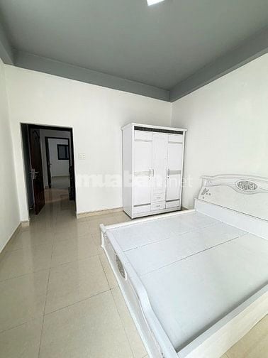 Chính chủ cần bán gấp NhàMặt tiền hiếm – vị trí vàng Lạc Long Quân Q11