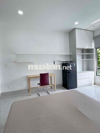 SIÊU PHẨM TONE TRẮNG CAO CẤP VIEW KÍNH FULL NỘI THẤT Ở LÝ CHIÊU HOÀNG