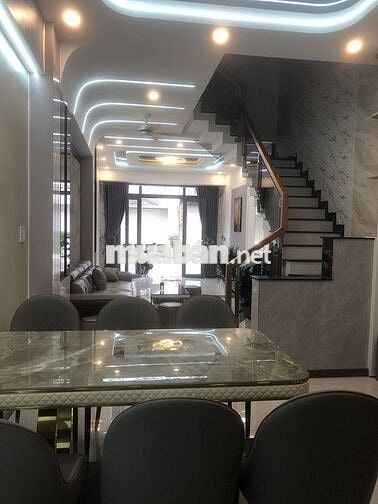 nhà phố đẹp, 60m2, 4 phòng ngủ,4wc, đường d3, P: Bình chuẩn