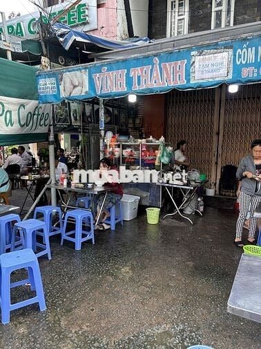 Cần sang quán hủ tiếu ( khu ẩm thực quận 6)