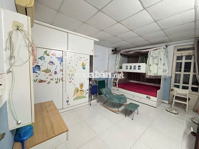 Chính chủ cho thuê nhà DT:4,x12 giá 9tr/thg lầu ,HBC,TĐ