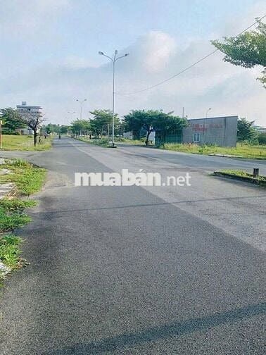 THANH LÝ GẤP LÔ ĐẤT (100M2) FULL THỔ CƯ GIÁ CHỈ 990 TRIỆU