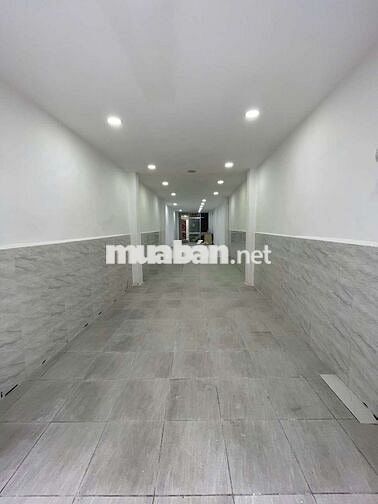 Cho thuê nguyên căn mặt tiền hẻm xe tải 285/132 CMT8 Q10