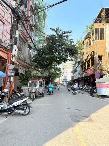 Phố Nguyễn Như Đổ - Đống Đa – 81 M2 – 5 T – MT 6 M – Giá 19.3 Tỷ. 