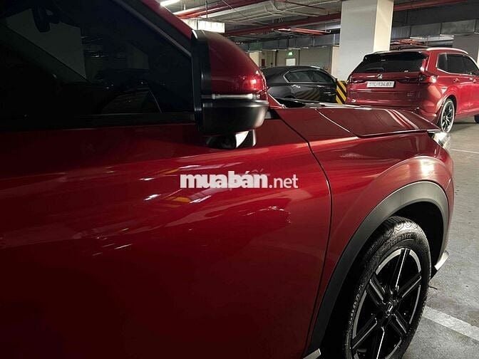 Honda HRV L Sensing 2025 Đỏ 2300 km, quá đẹp, Zin