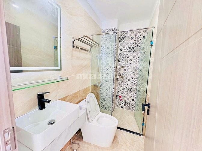 NHÀ 1 LẦU ĐƯỜNG 6M THÔNG CÁCH PHẠM VĂN ĐỒNG 300M NGAY CHỢ HIỆP BÌNH