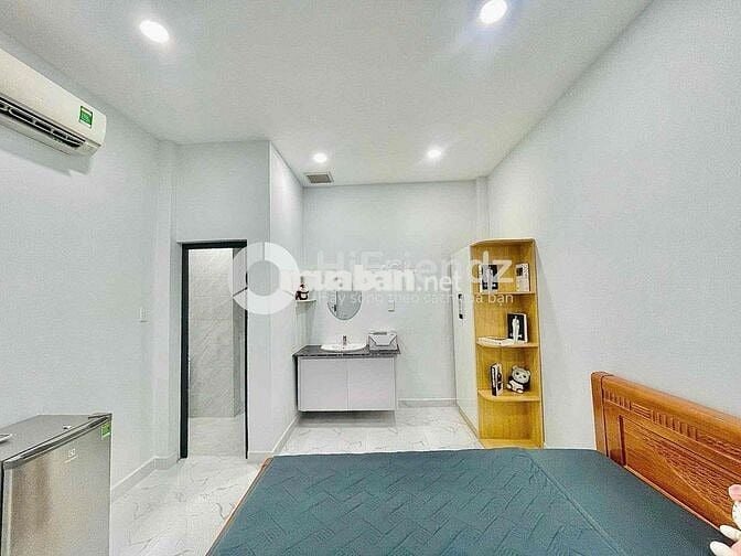 Cho Thuê Studio 25m2 Balcon Cửa Sổ Ngay Vòng Xoay Dân Chủ Quận 3