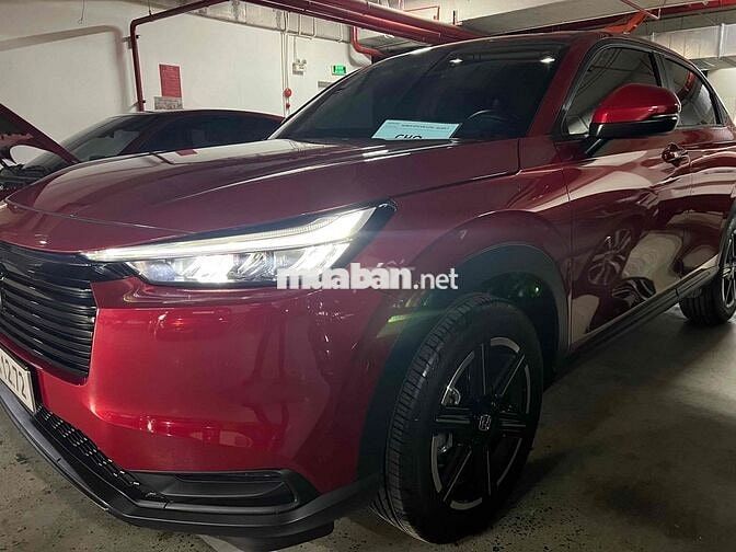 Honda HRV L Sensing 2025 Đỏ 2300 km, quá đẹp, Zin