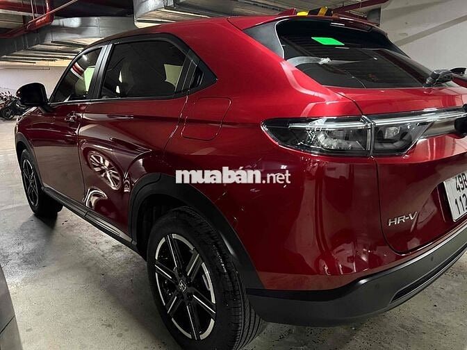 Honda HRV L Sensing 2025 Đỏ 2300 km, quá đẹp, Zin