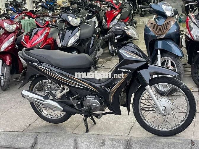 Honda wave black 2018 mới 90% bstp chính chủ