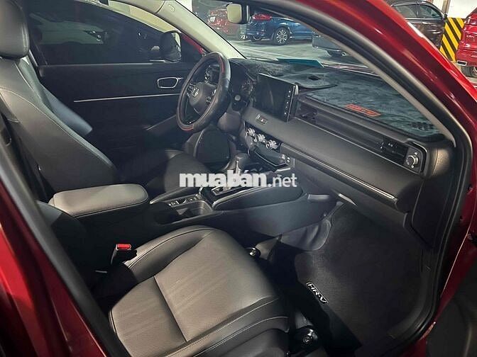 Honda HRV L Sensing 2025 Đỏ 2300 km, quá đẹp, Zin