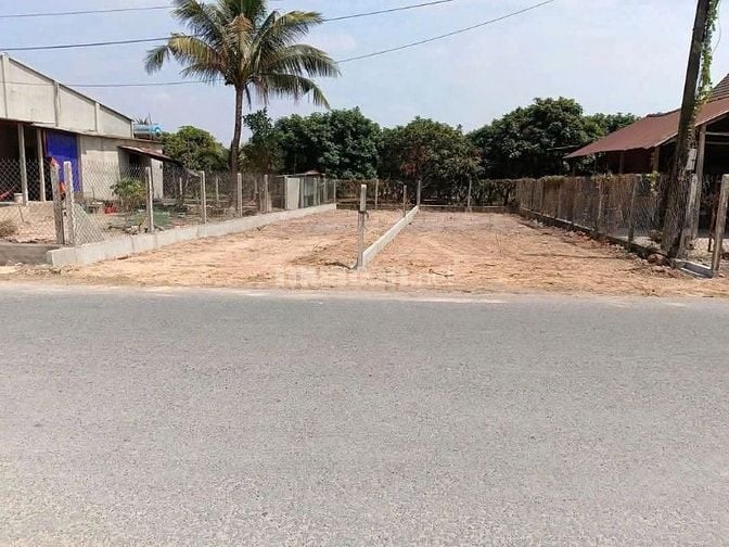 5x25 đường nhựa thông vào KCN. Chủ ngộp. 450tr Thương lượng 