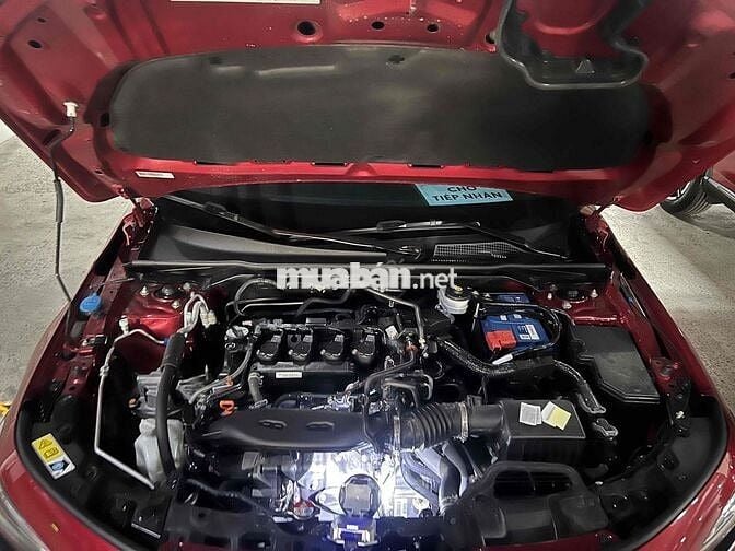 Civic RS 25100 km Đỏ, Xe đẹp, hãng bán đã test xe