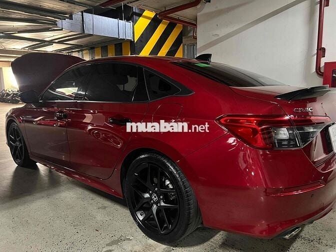 Civic RS 25100 km Đỏ, Xe đẹp, hãng bán đã test xe