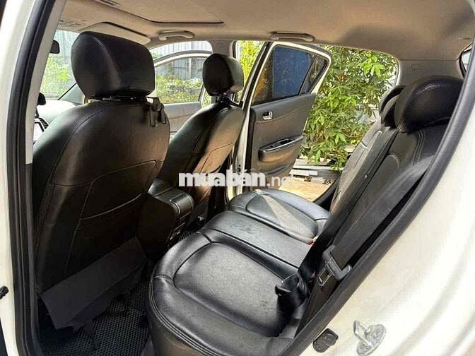 HUYNDAI I20 2011 TỰ ĐỘNG ,XE RẤT ĐẸP