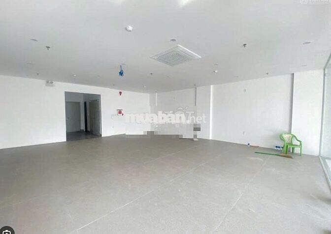 Tòa nhà mới xây  406A Cộng Hòa DT 6m x 26m