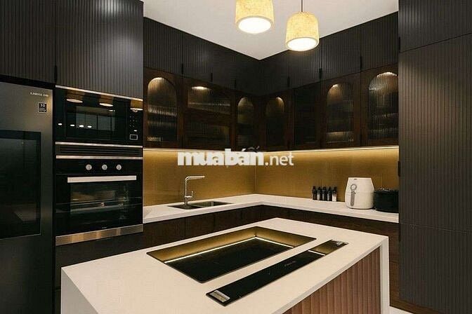 BÁN NHÀ BIỆT THỰ KDC BỘ CÔNG AN – 3 LẦU – THANG MÁY –PHÚ THUẬN