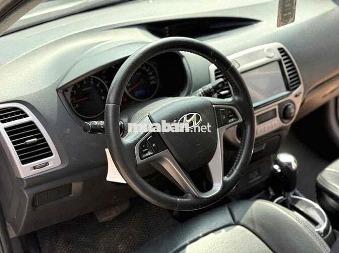 HUYNDAI I20 2011 TỰ ĐỘNG ,XE RẤT ĐẸP