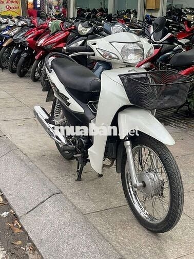 Honda wave A 2019 mới 90% Bstp chính chủ