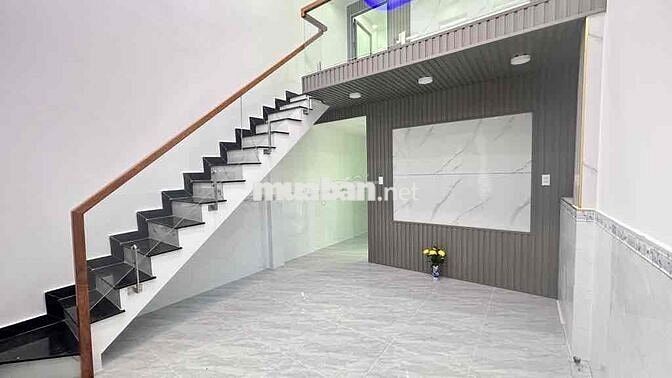 Nhà cấp 4 đúc lửng xinh xắn ngay Thới Tam Thôn 6 Hóc Môn