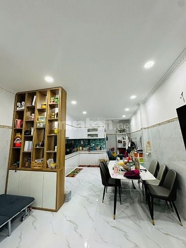 Bán nhà mặt tiền đường số trong khu dân cư Nam Long, Quận Bình Tân